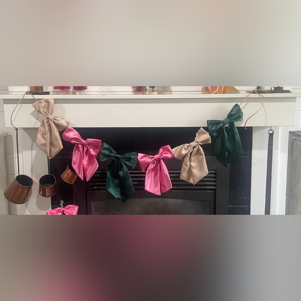 Christmas Bow Garland